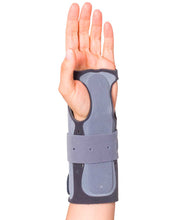 Load image into Gallery viewer, 鋁隔板護手托長型(不分左右) Long, thumbless, immobilising wrist support AM205G
